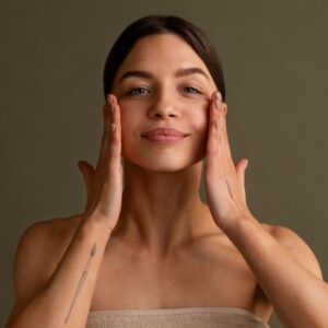 x2 XERF Face & Neck + x2 Aquafirm Facials